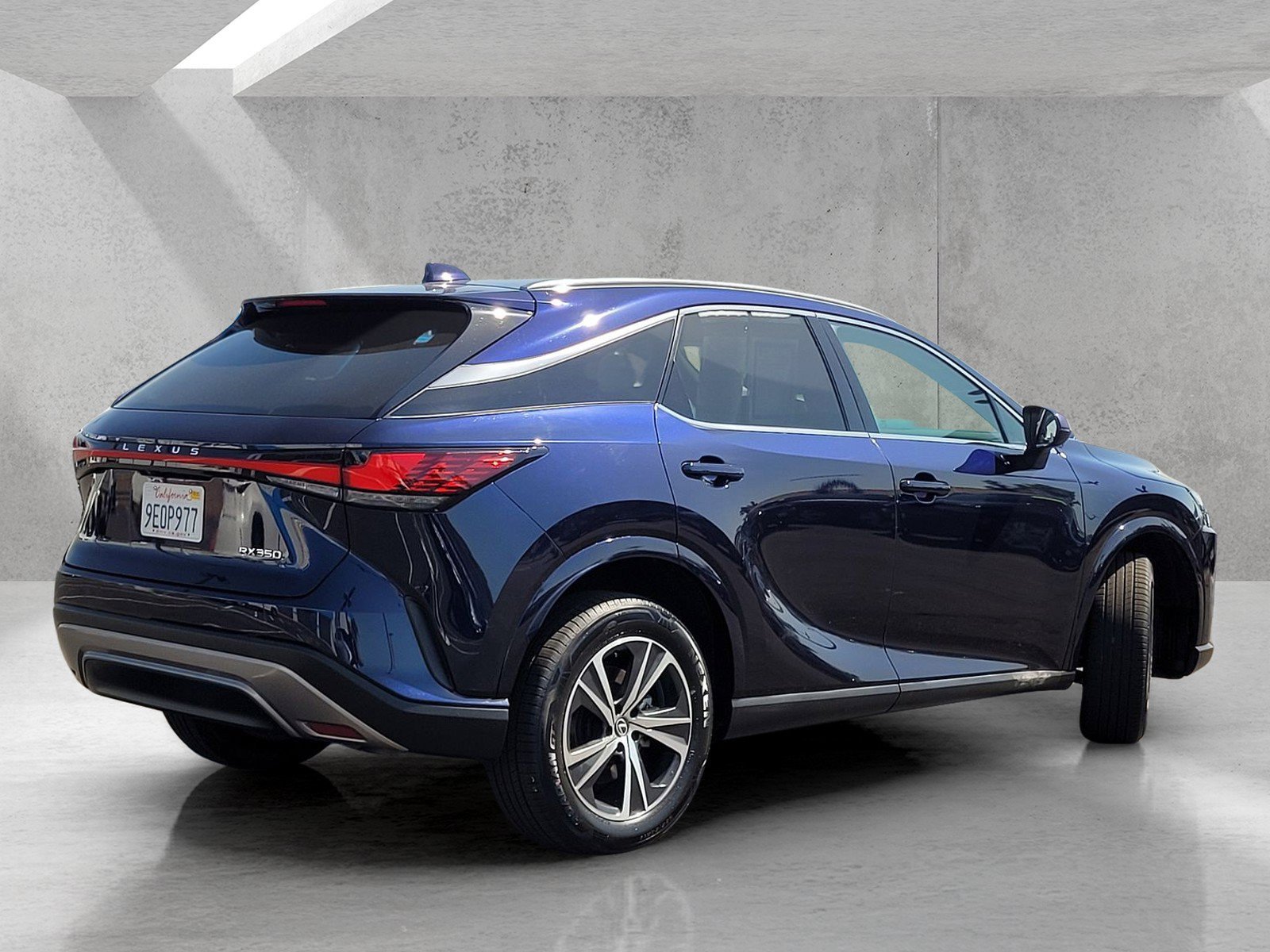 Used 2023 Lexus RX 350 Premium w/ Accessory Package (Z1) FWD image 5