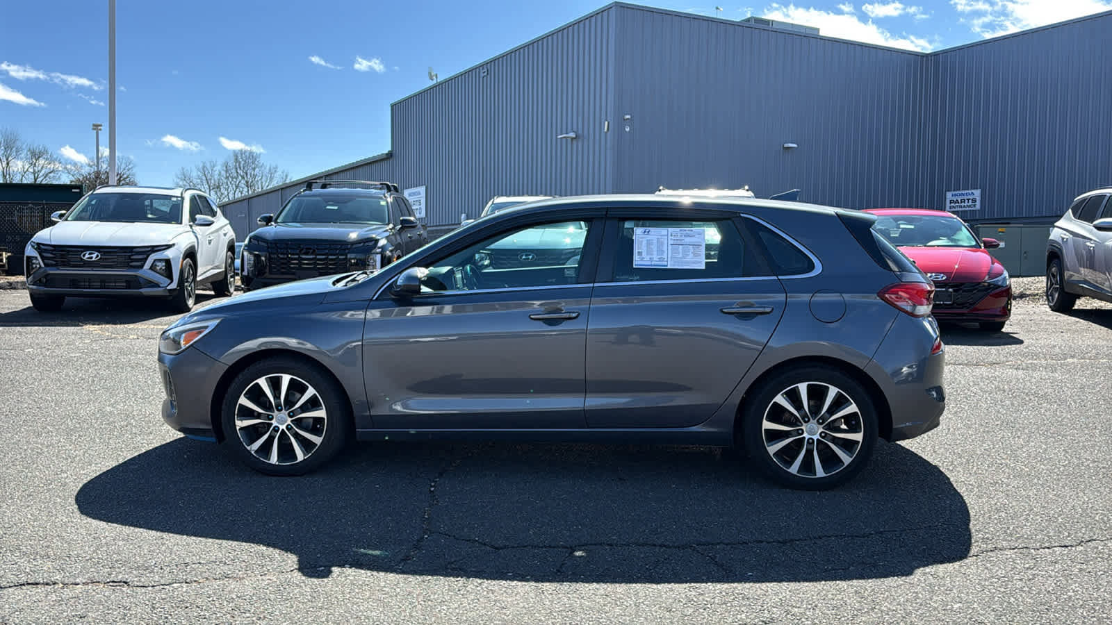 Used 2018 Hyundai Elantra GT image 4