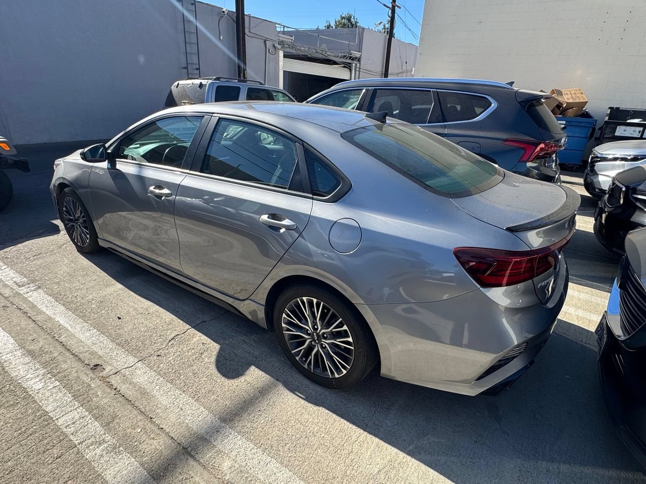 Used 2023 Kia Forte GT-Line w/ GT-Line Premium Package FWD image 4