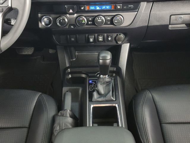 Used 2019 Toyota Tacoma TRD Sport w/ TRD Premium Sport Package AWD/4WD image 25