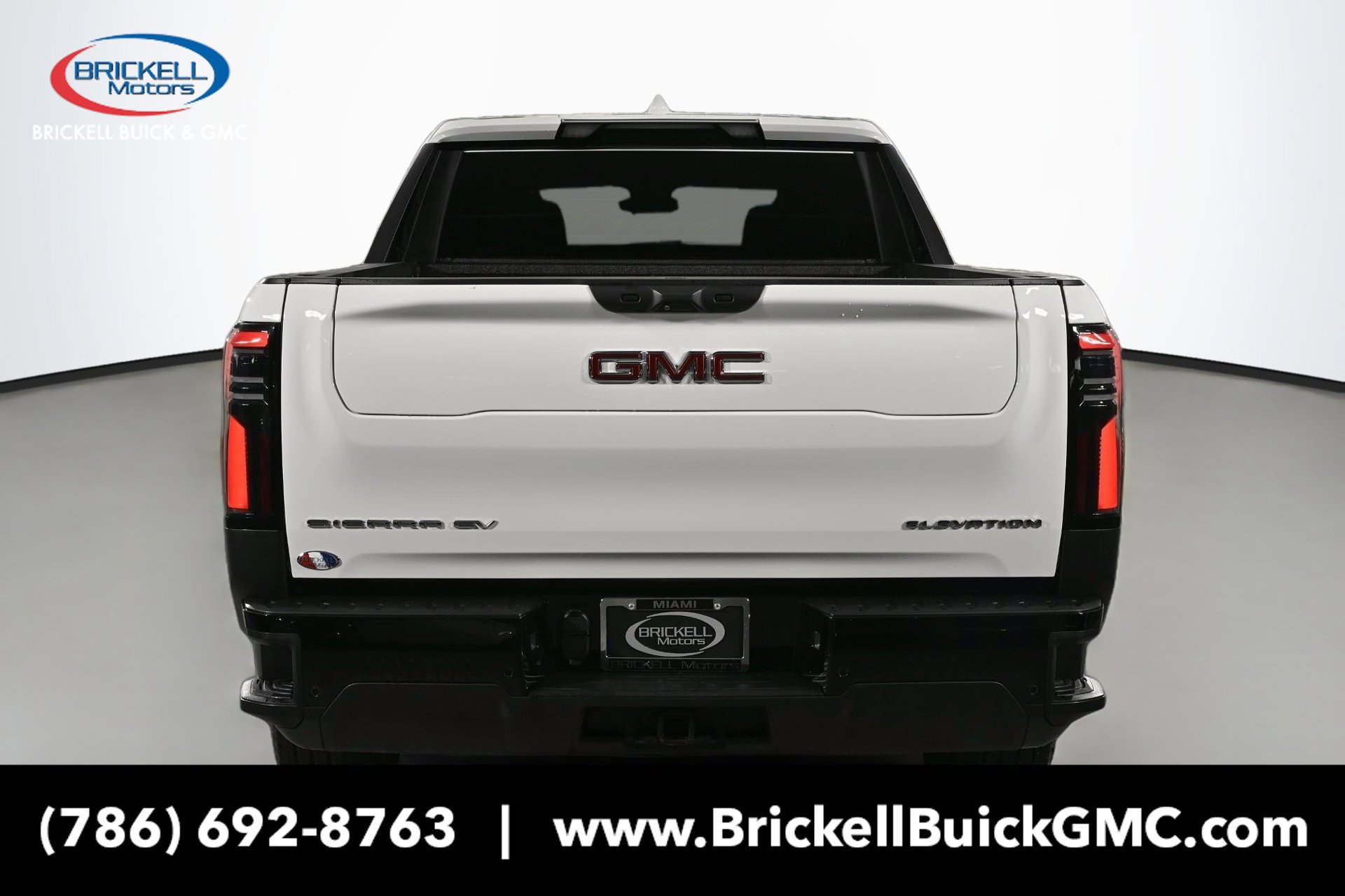 Used 2026 GMC Sierra EV Elevation AWD/4WD image 4