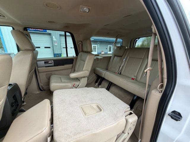 Used 2011 Ford Expedition EL XLT w/ 202A Rapid Spec Order Code image 11