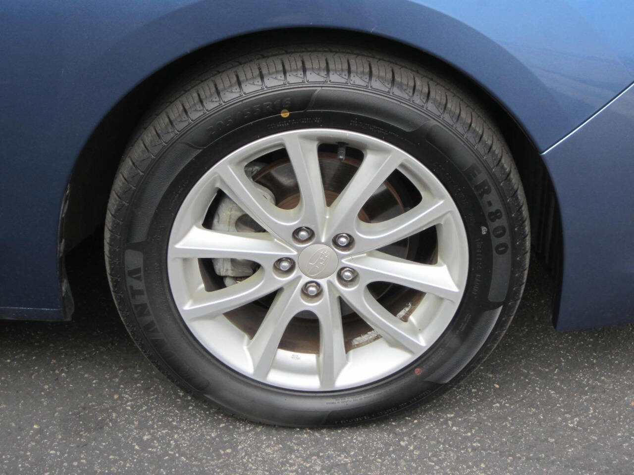 Used 2014 Subaru Impreza 2.0i Premium w/ All-Weather Package w/CVT image 8