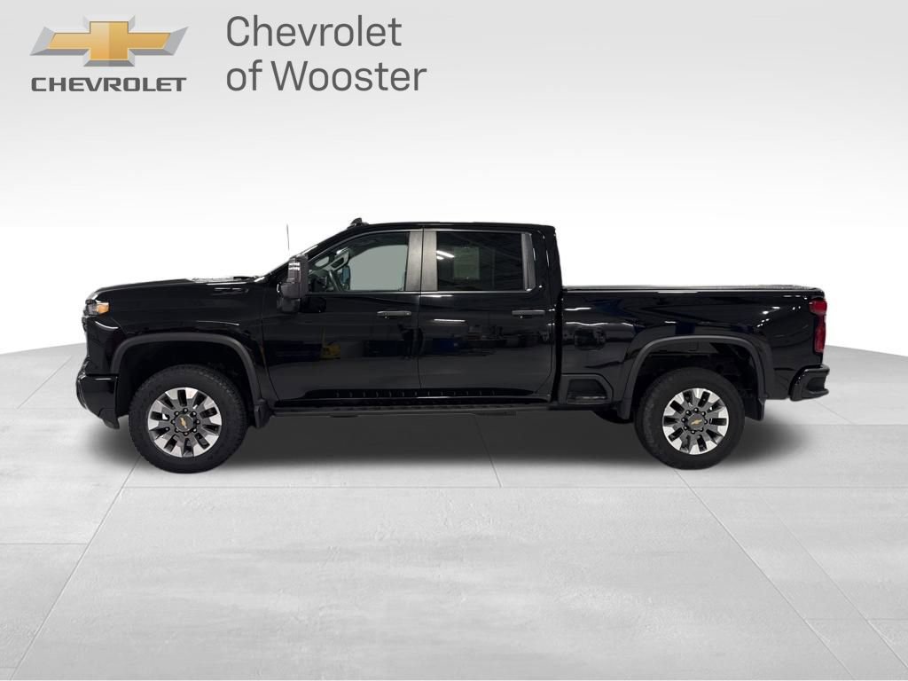 Used 2024 Chevrolet Silverado 2500 Custom w/ Custom Value Package AWD/4WD image 2