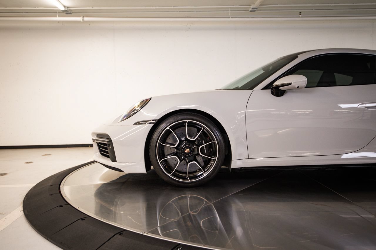 Certified 2022 Porsche 911 Turbo S AWD/4WD image 11