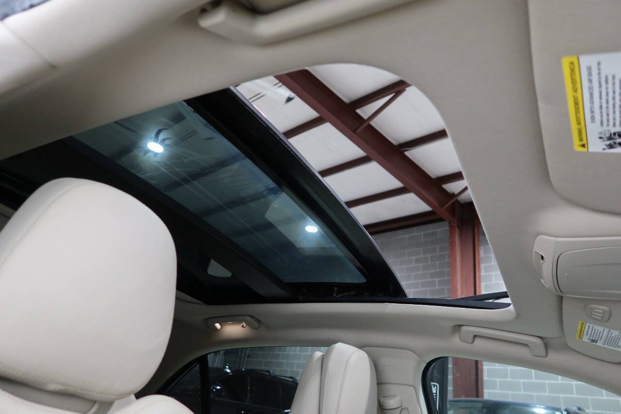 Used 2020 Lincoln Continental Reserve FWD image 32
