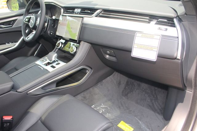 New 2026 Jaguar F-PACE R-Dynamic S image 24