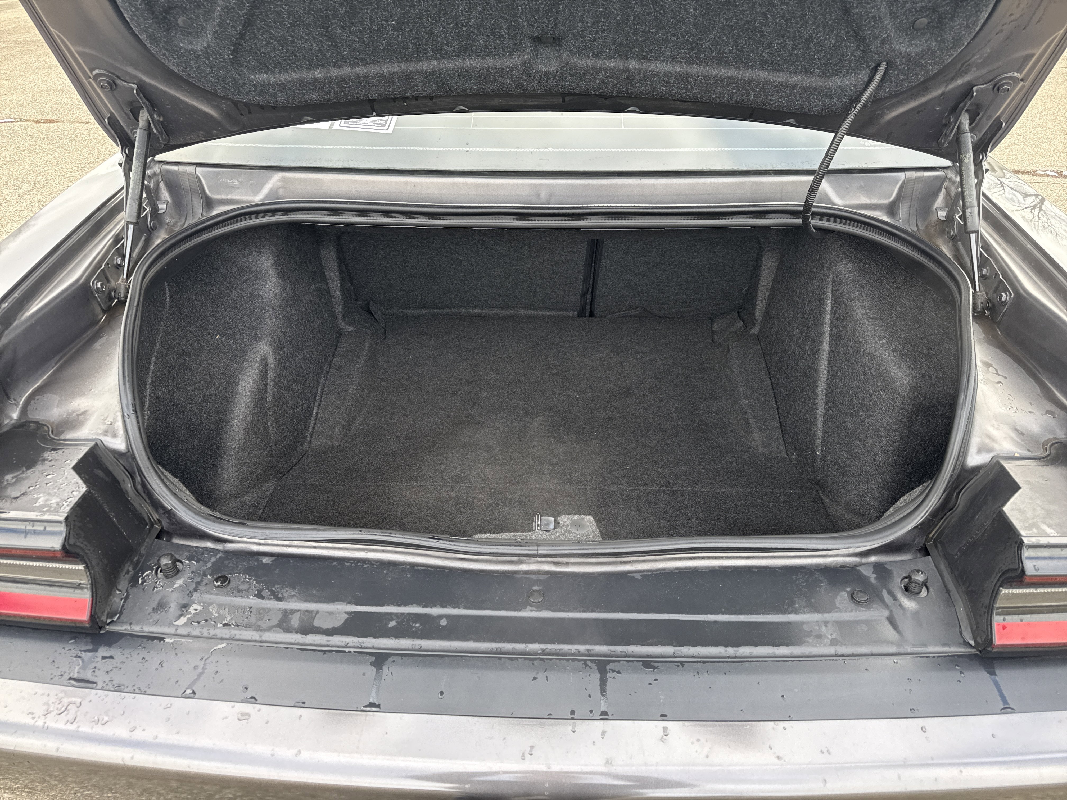 Used 2019 Dodge Challenger GT w/ Blacktop Package image 5