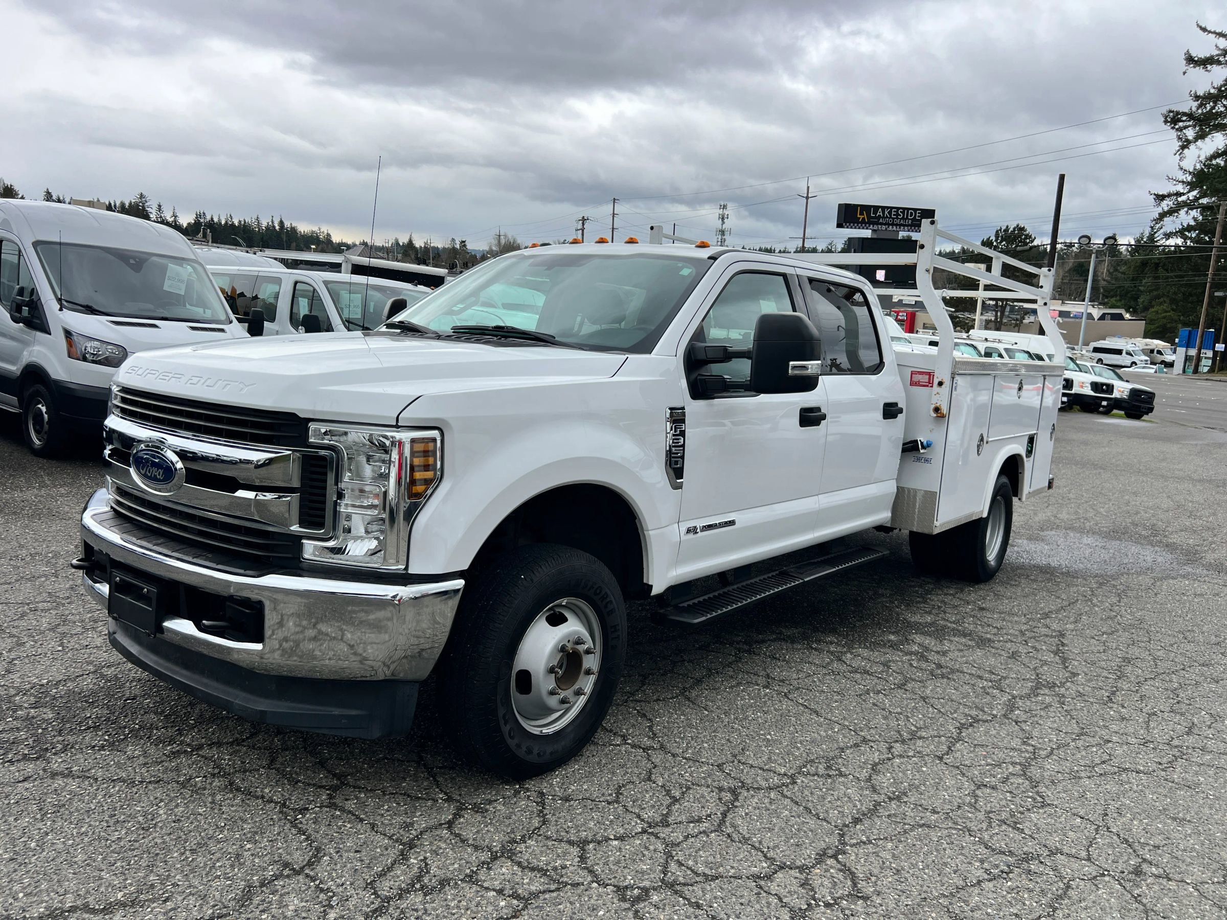 Used 2018 Ford F350 XLT AWD/4WD image 1
