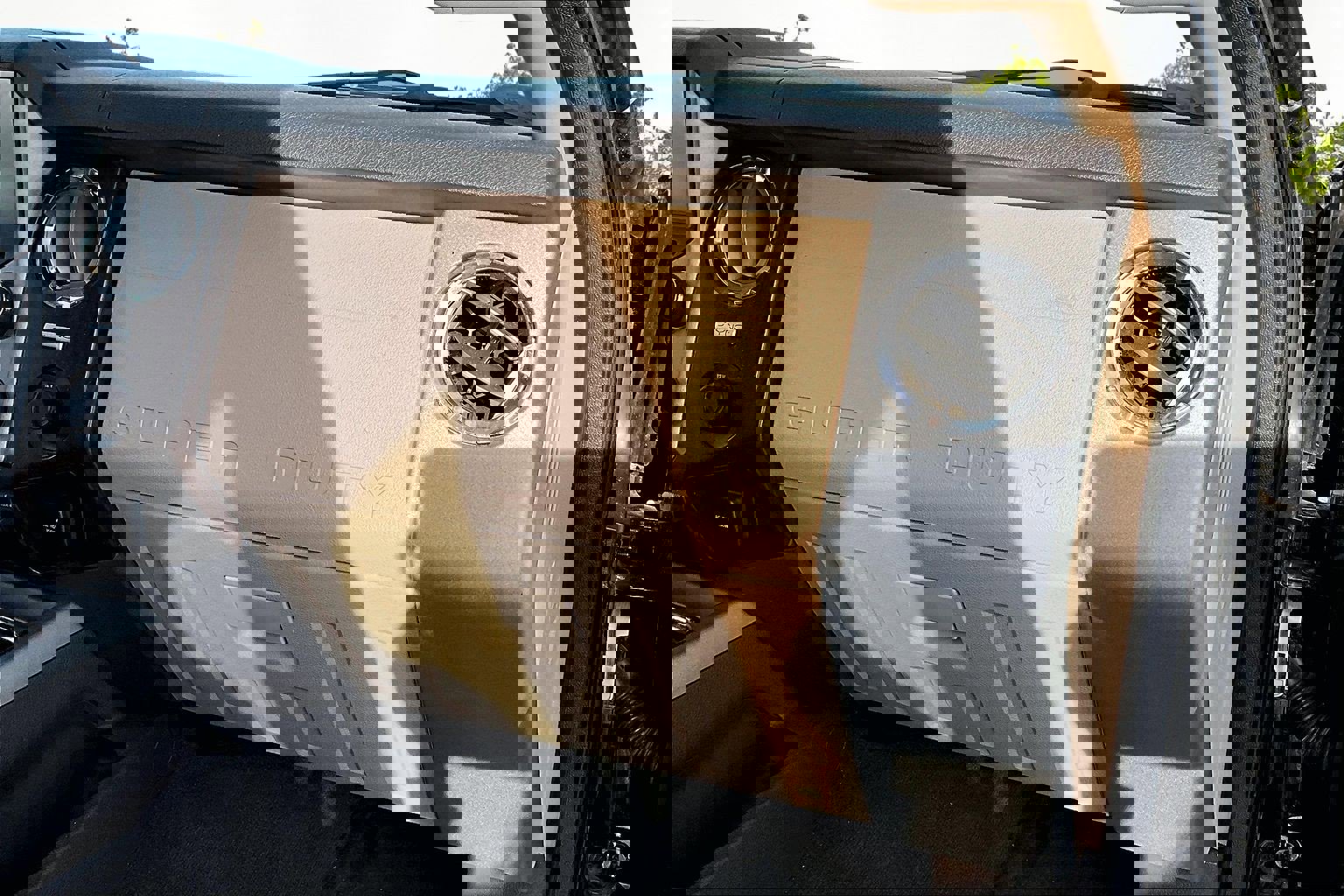 Used 2016 Ford F350 Lariat w/ Lariat Ultimate Package image 17