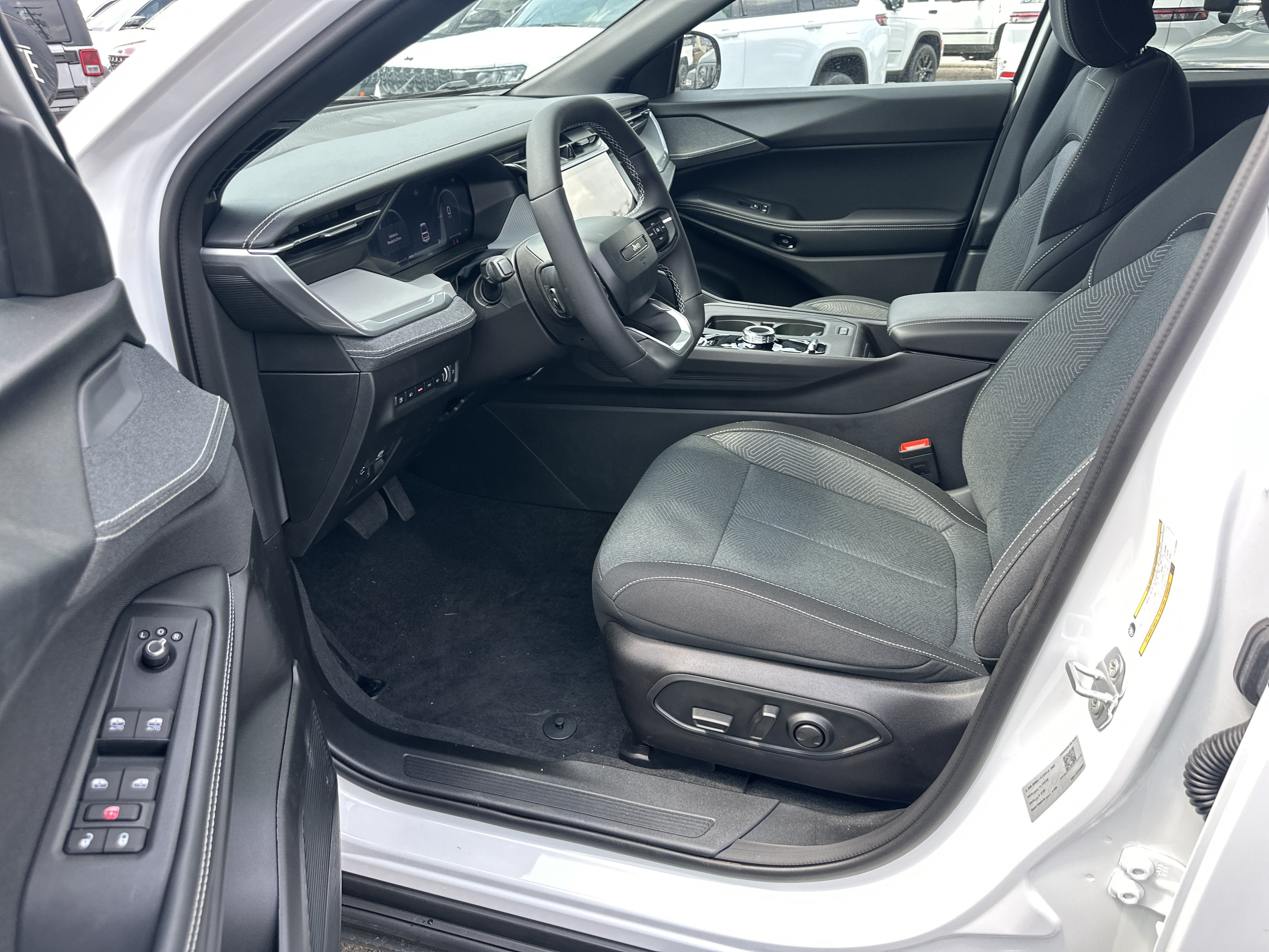 New 2026 Jeep Cherokee Laredo AWD/4WD image 22