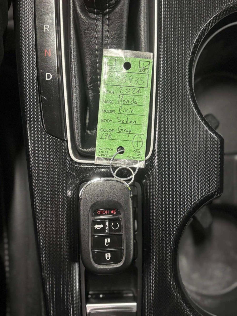 Used 2024 Honda Civic Sport image 39