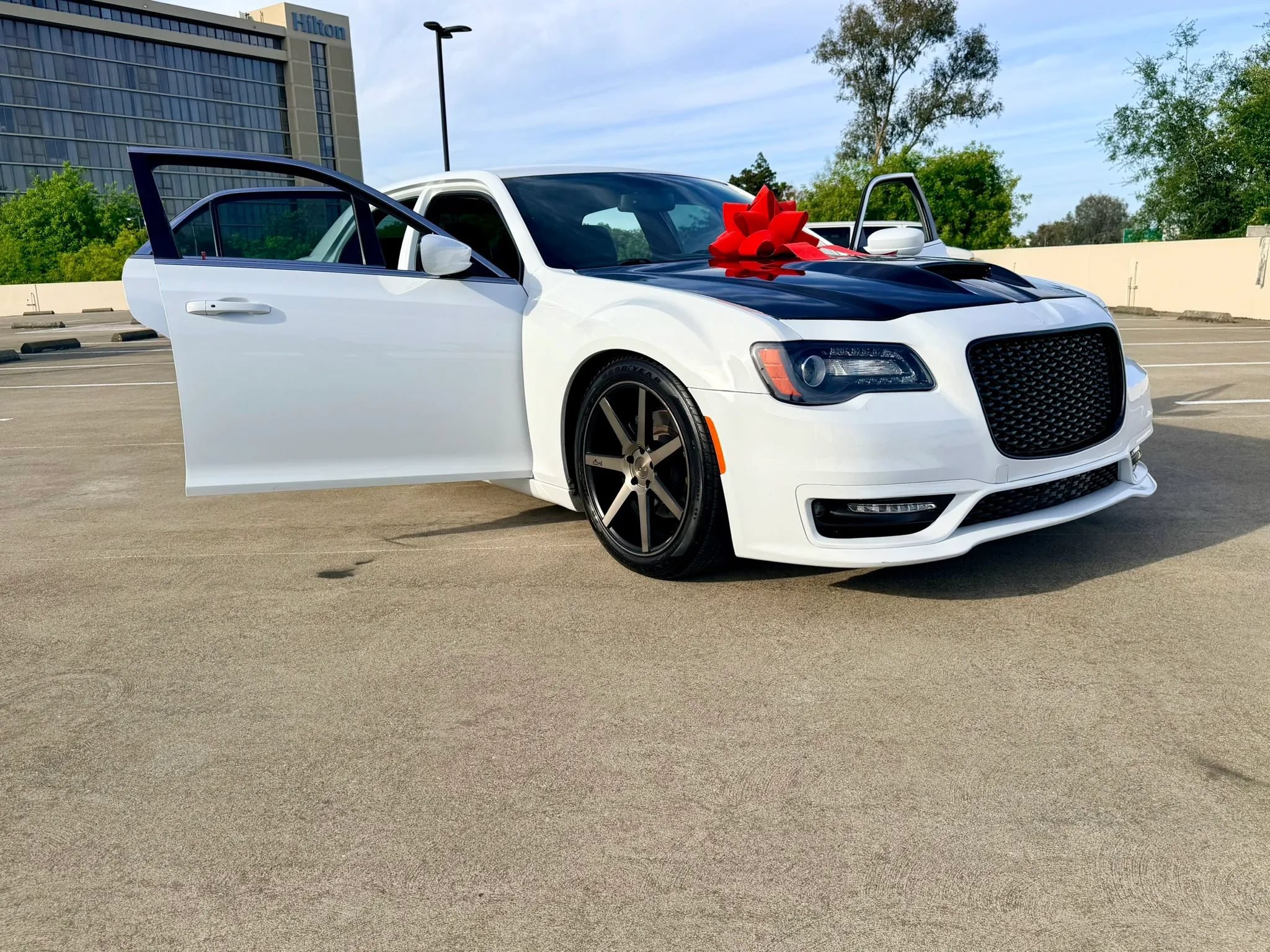 Used 2013 Chrysler 300 S RWD image 47