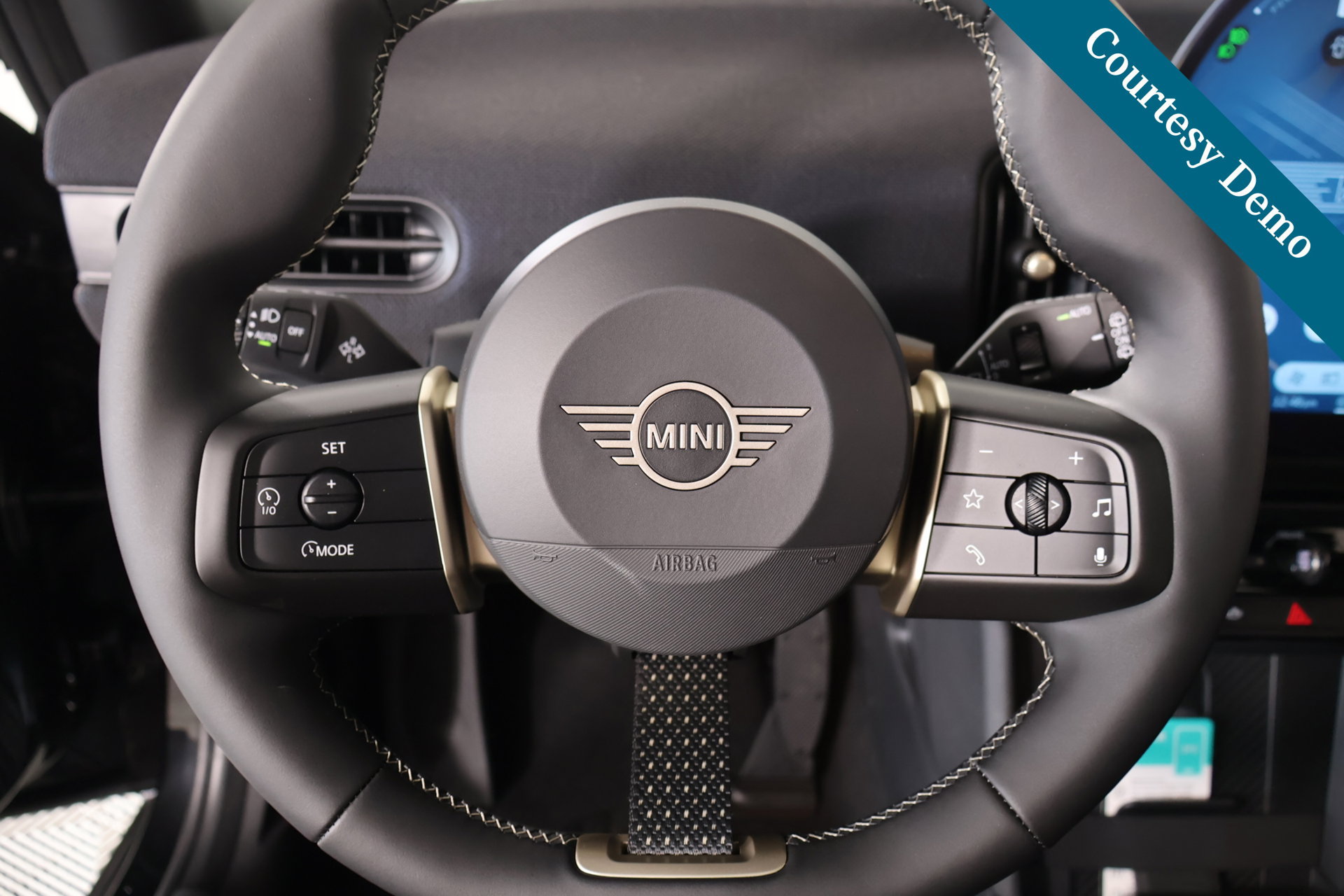 New 2026 MINI Cooper 2-Door Hardtop FWD image 3