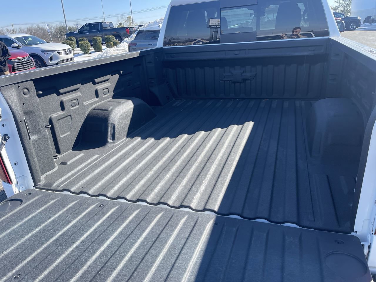 Certified 2024 Chevrolet Silverado 1500 LT AWD/4WD image 25