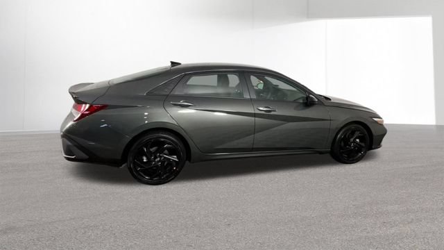 New 2026 Hyundai Elantra Sport FWD image 9