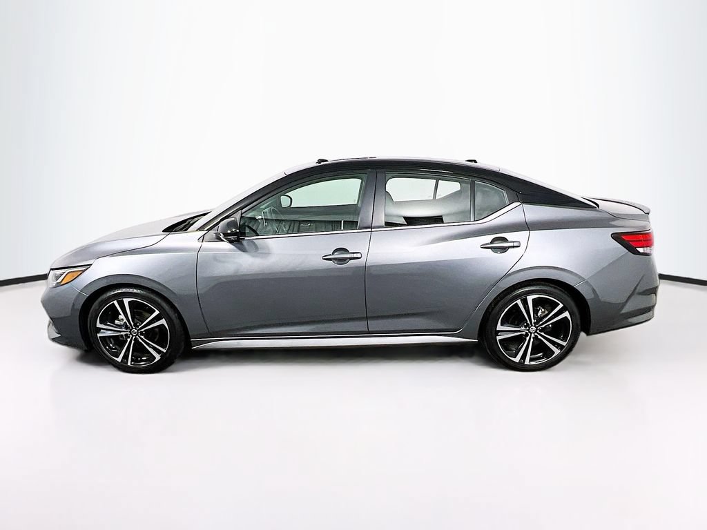 Used 2023 Nissan Sentra SR w/ SR Premium Package FWD image 4