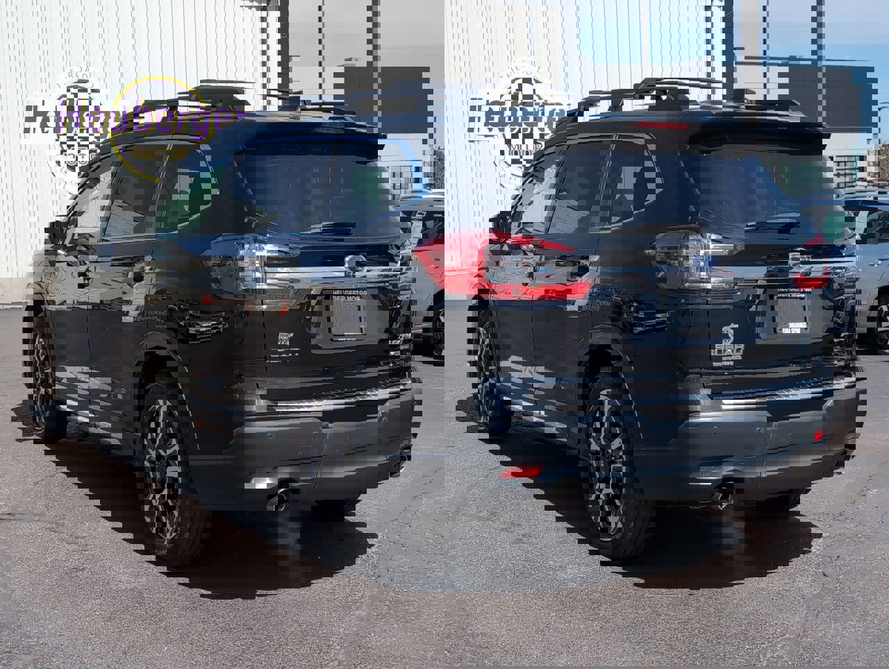 Used 2023 Subaru Ascent Limited w/ Technology Package image 5