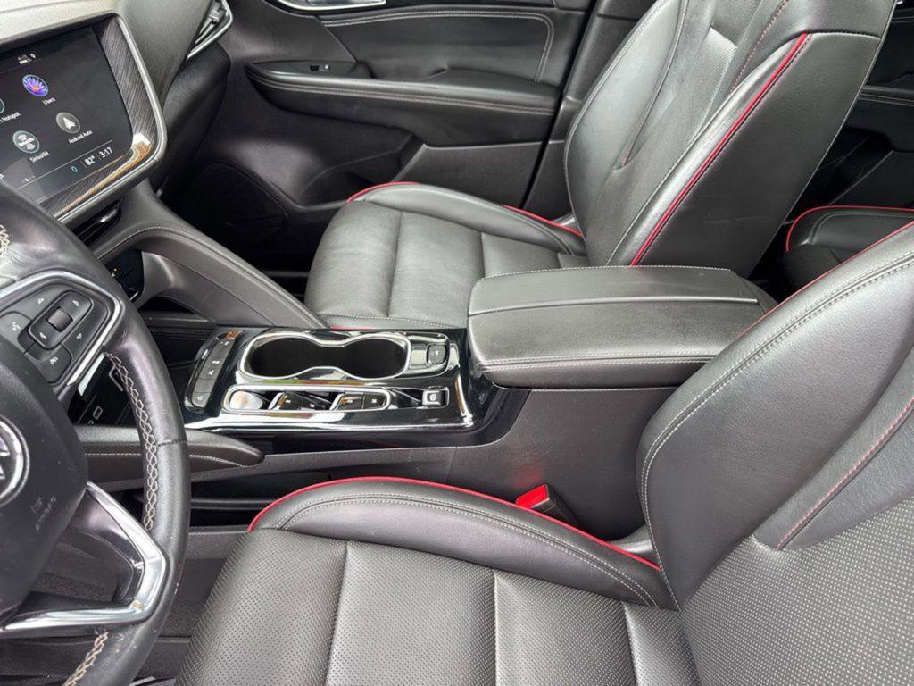 Used 2023 Buick Envision Essence w/ Sport Touring Package FWD image 19