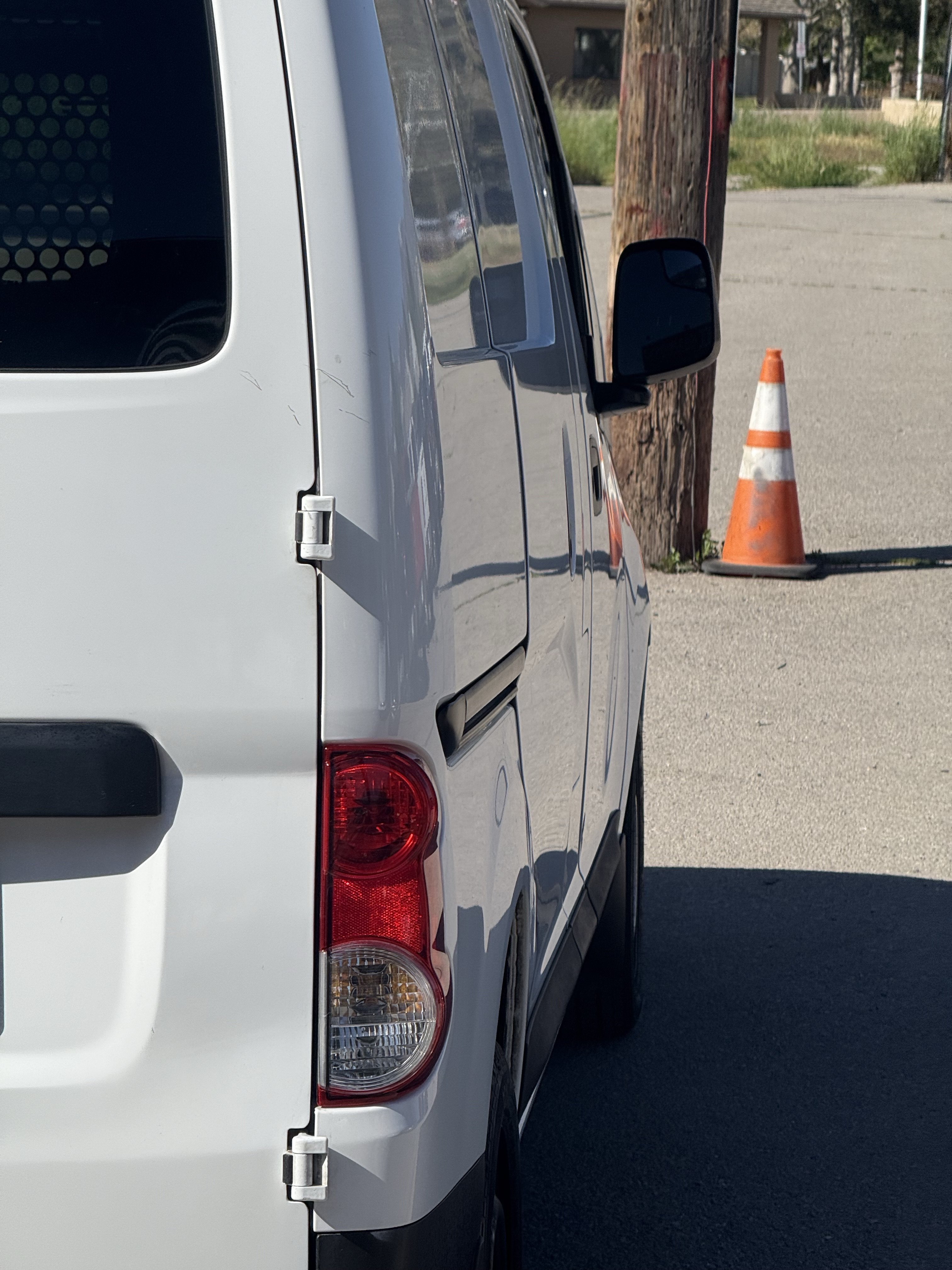 Used 2020 Nissan NV200 S FWD image 19