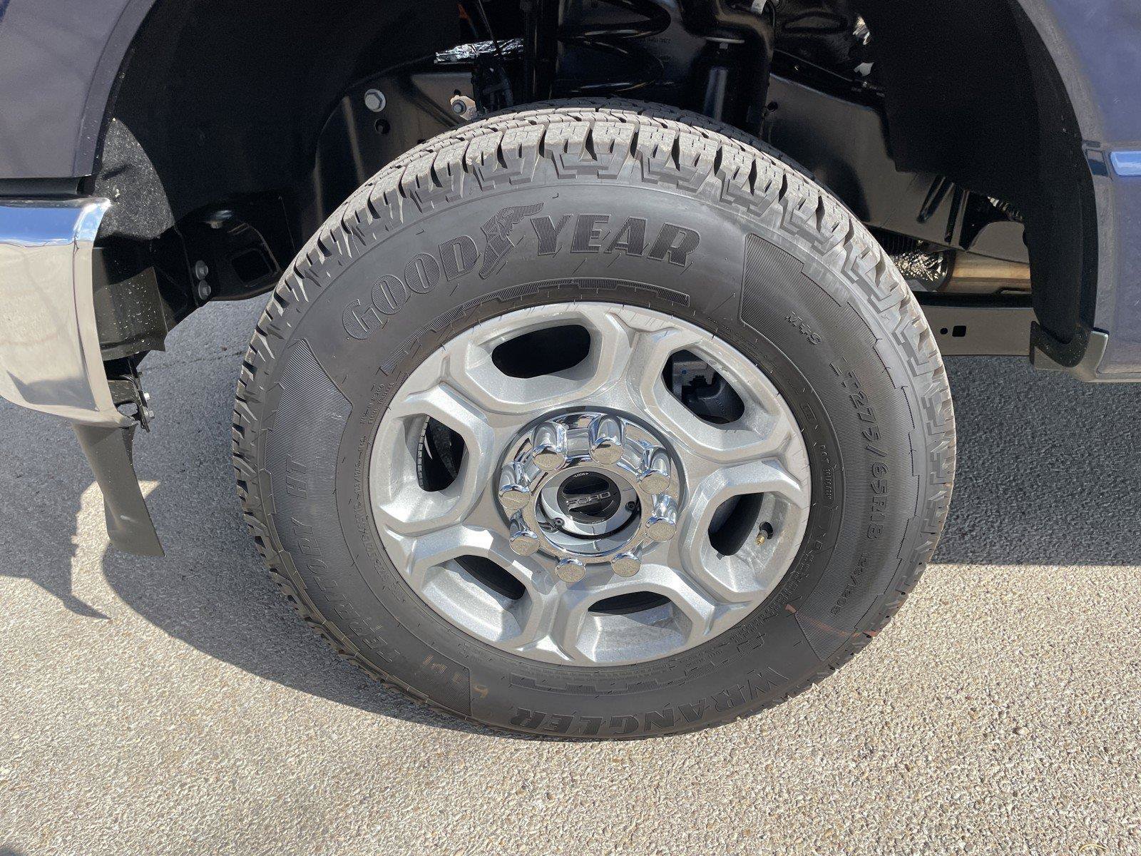 New 2027 Ford F350 XLT w/ XLT Value Package AWD/4WD image 36