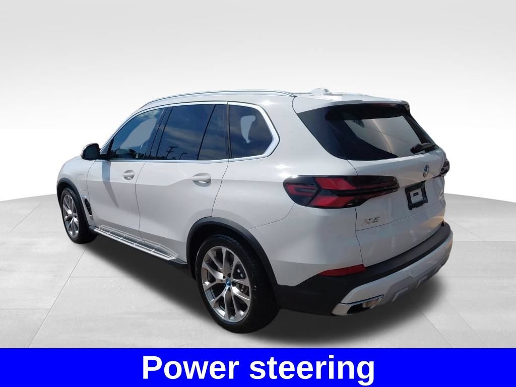 Used 2025 BMW X5 xDrive50e AWD/4WD image 19