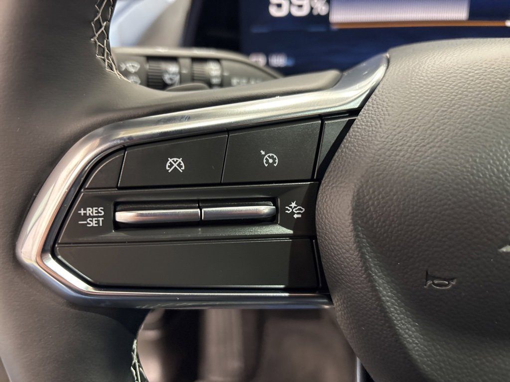 Used 2024 Chevrolet Equinox EV LT image 21