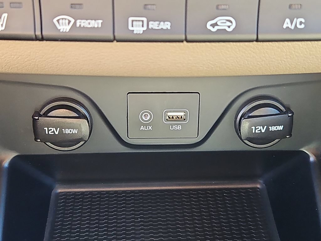 Used 2019 Hyundai Tucson Value AWD/4WD image 17