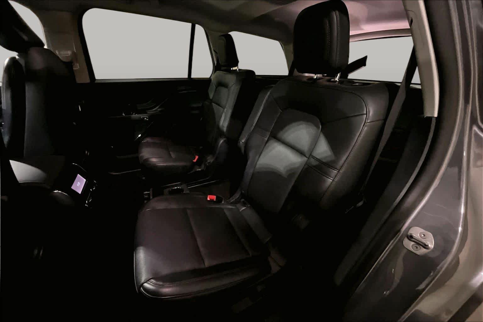 Used 2025 Lincoln Aviator AWD w/ Equipment Group 101A image 20