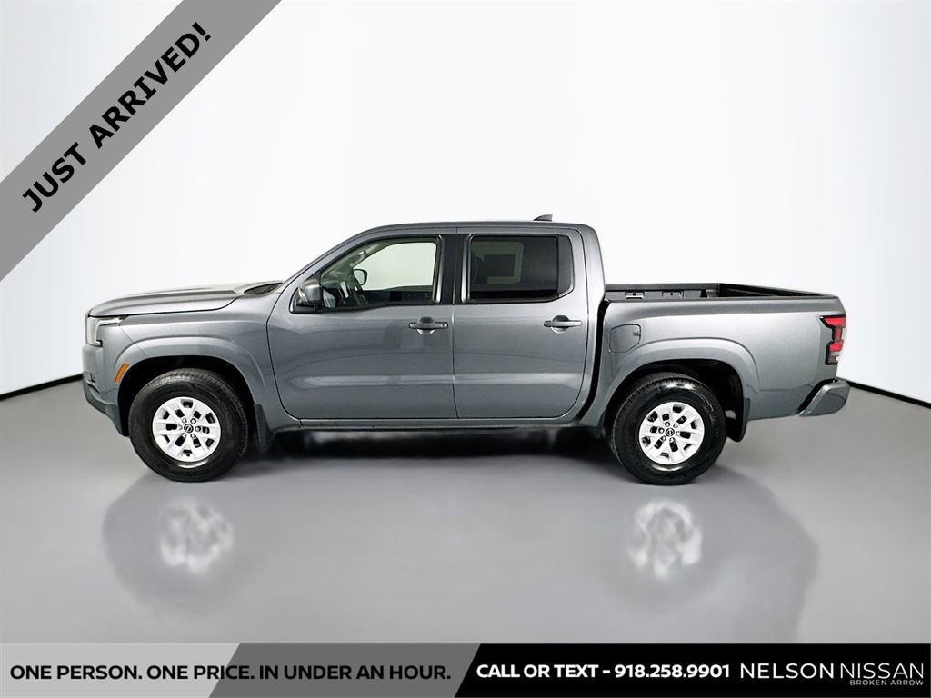 Used 2024 Nissan Frontier SV w/ Technology Package image 8