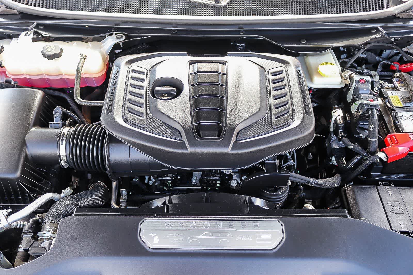 Used 2024 Jeep Wagoneer L Series II RWD image 27