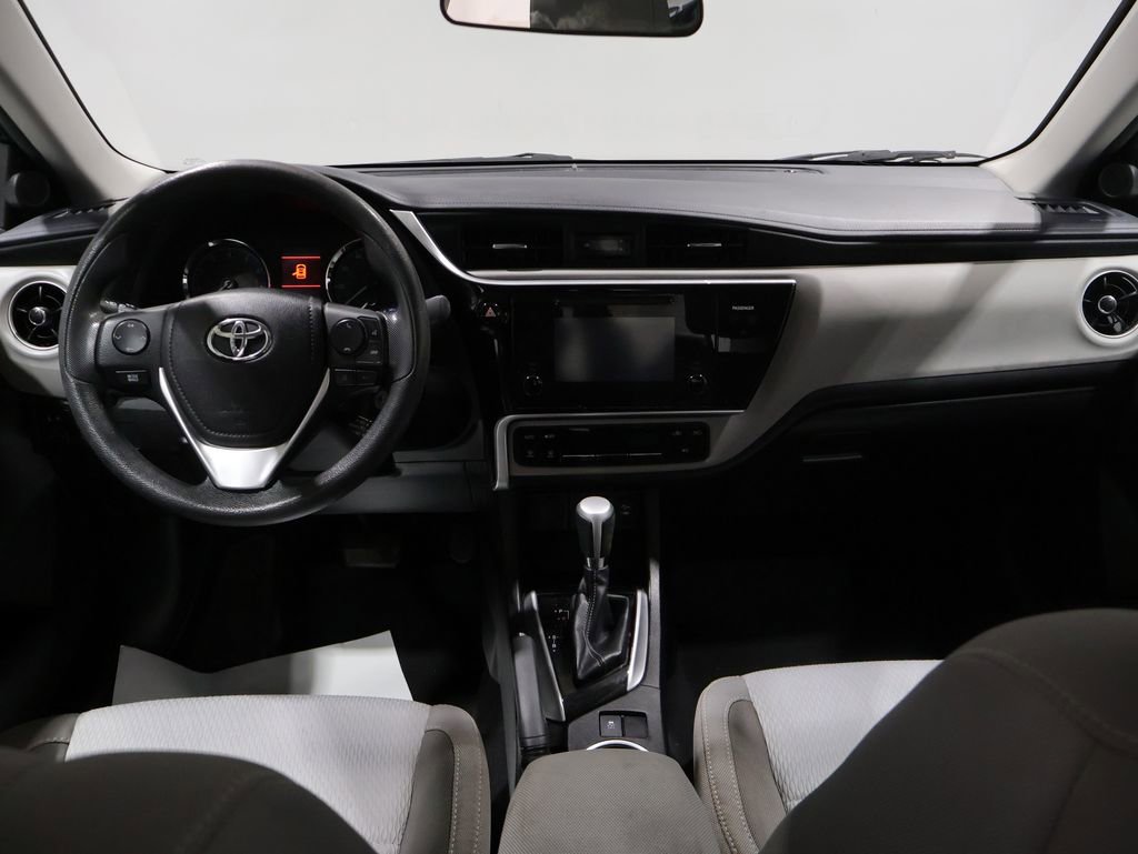 Used 2017 Toyota Corolla LE w/ Carpet Mat Package (TMS) image 22