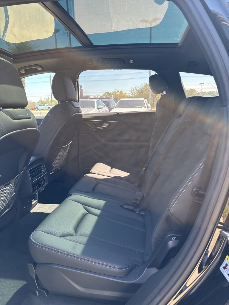 Used 2025 Audi Q7 3.0T Premium Plus w/ Premium Plus Package image 12