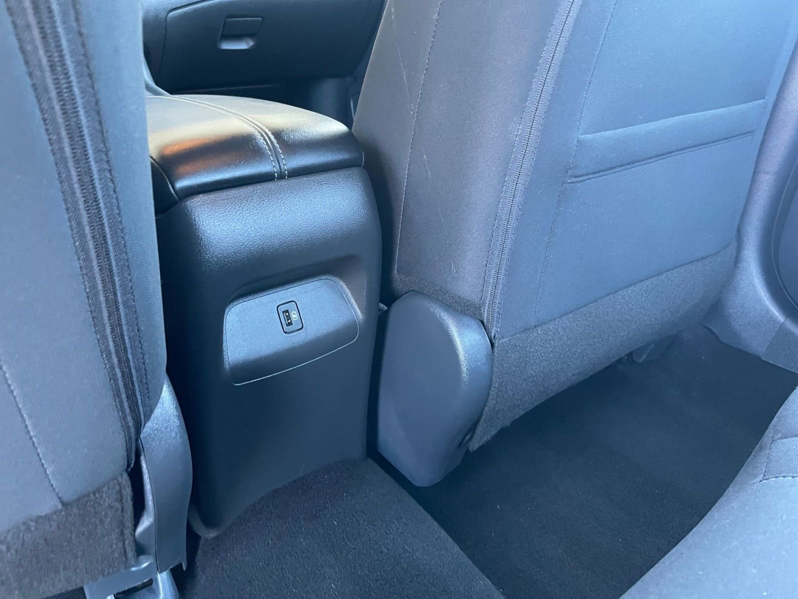 Used 2025 Nissan Sentra SV image 22