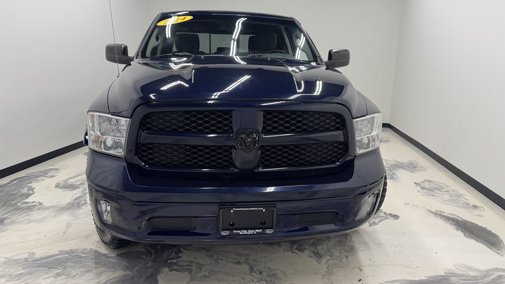 Used 2014 RAM 1500 Classic SLT AWD/4WD image 3