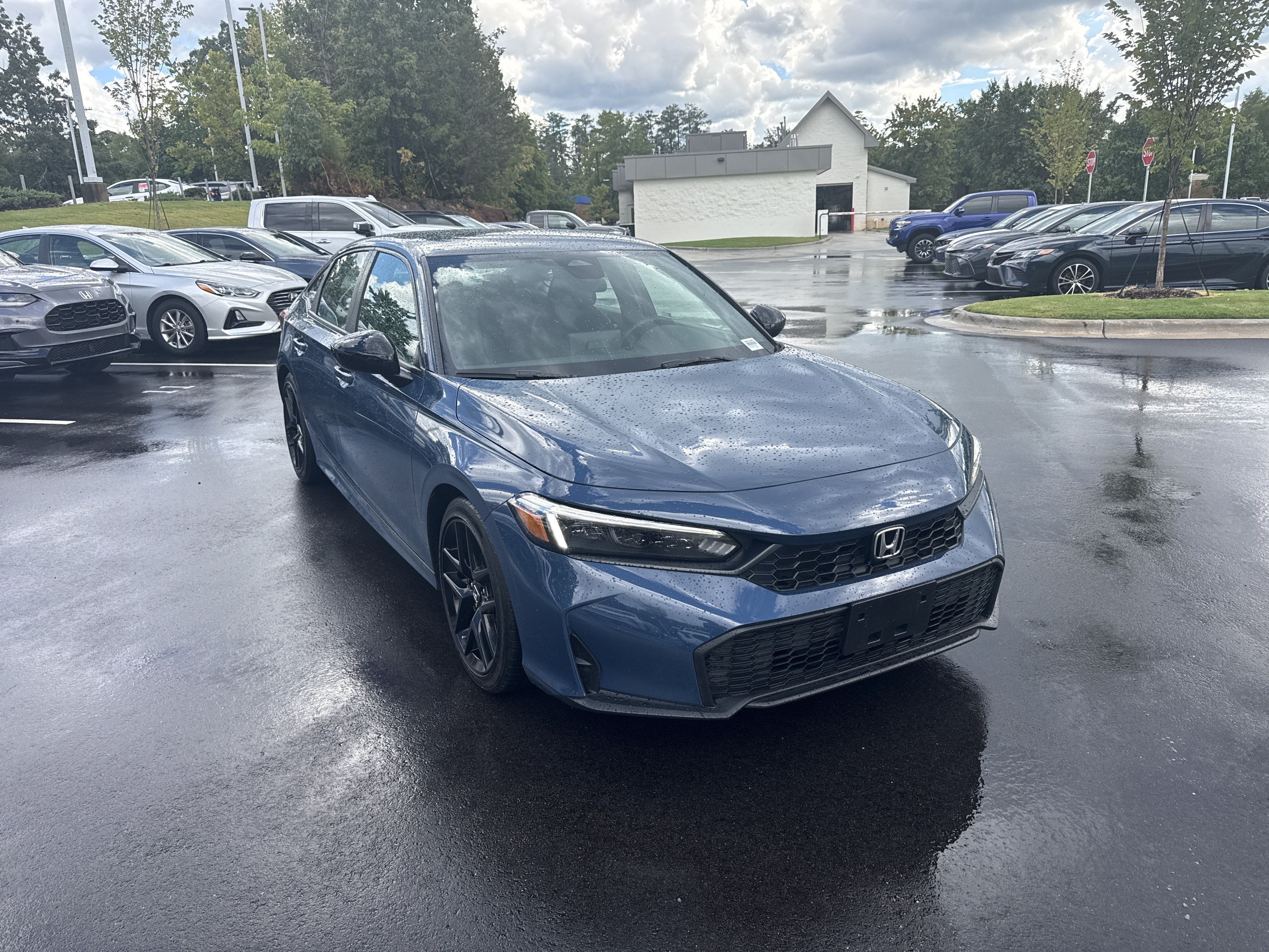 Used 2026 Honda Civic Sport image 2