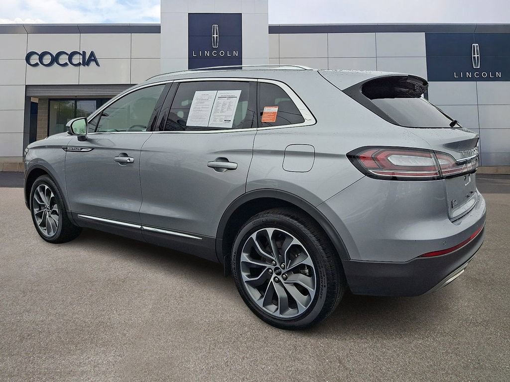 Certified 2022 Lincoln Nautilus Reserve image 6