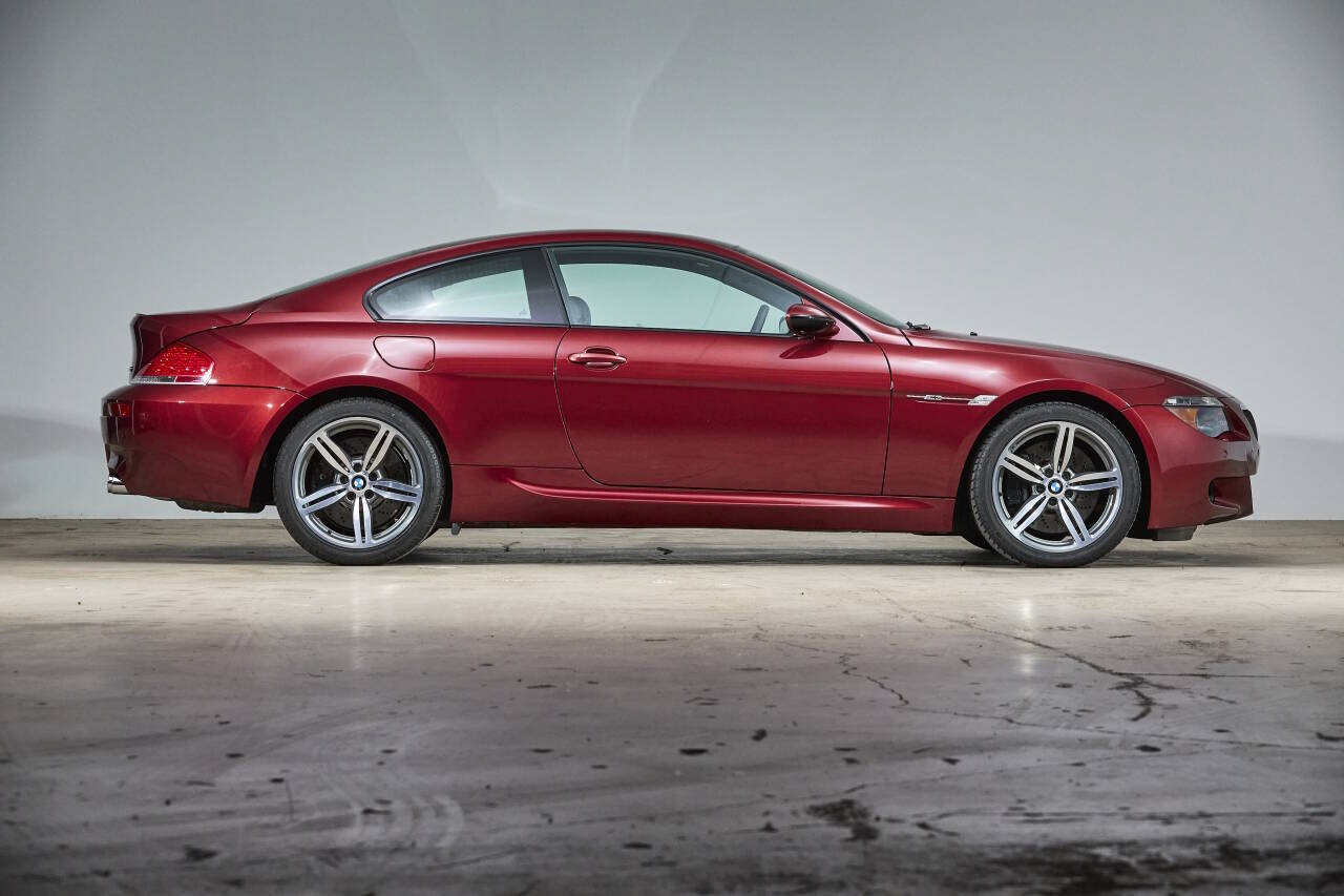 Used 2006 BMW M6 Coupe RWD image 4