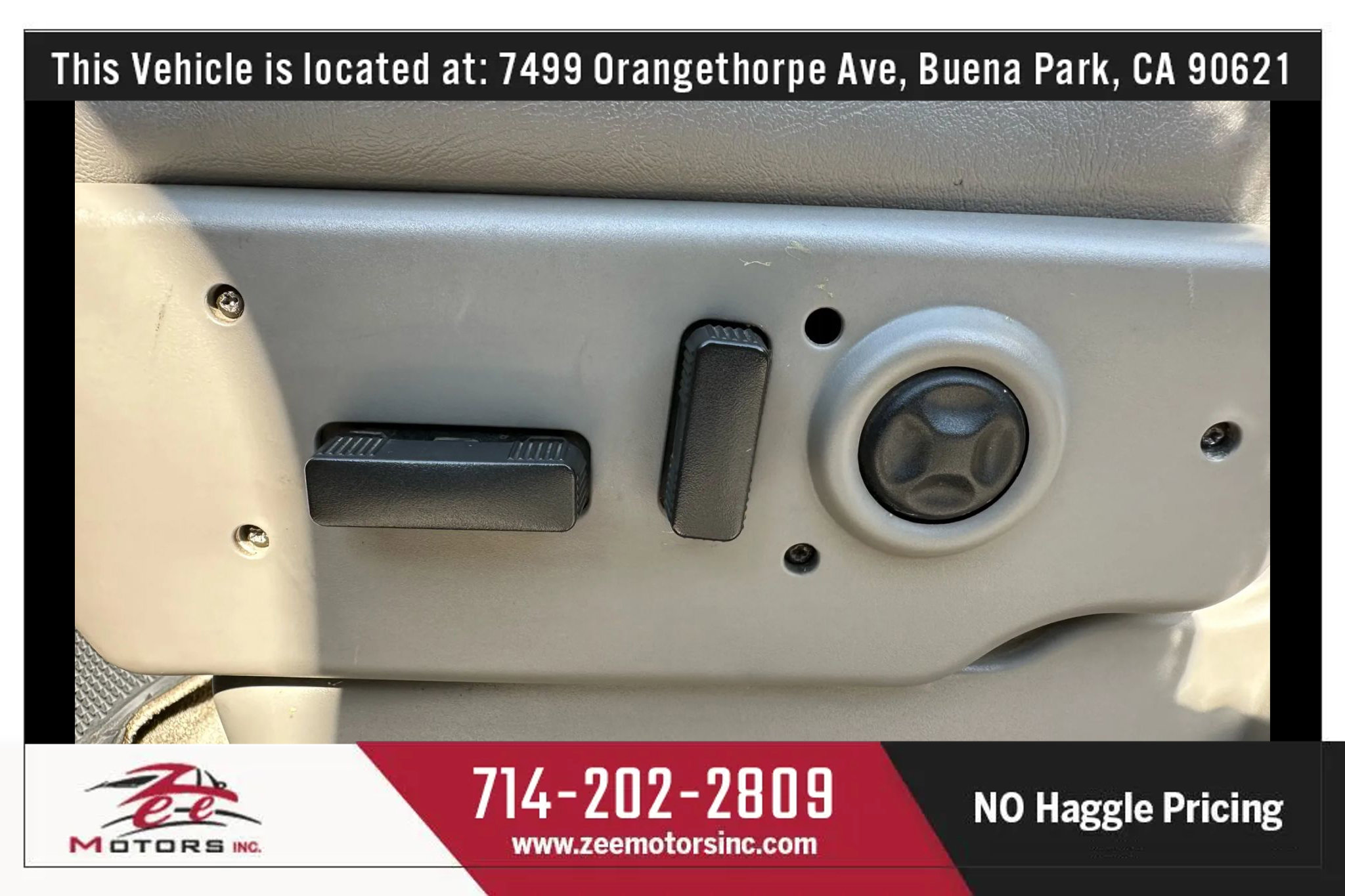 Used 2004 Chevrolet Suburban LT w/ Preferred Equipment Group image 43