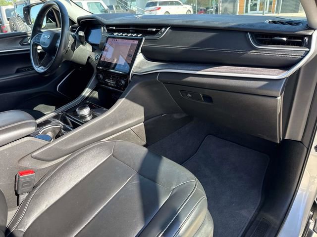 Used 2021 Jeep Grand Cherokee L Limited image 16