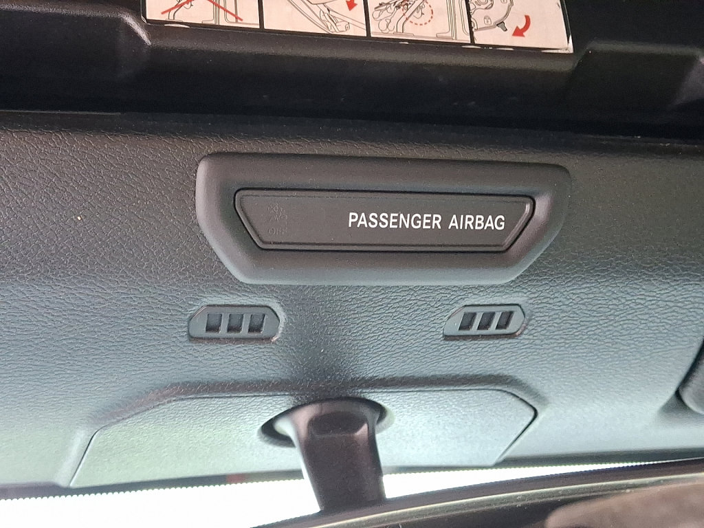 Certified 2020 Jeep Wrangler Unlimited Sport S image 32