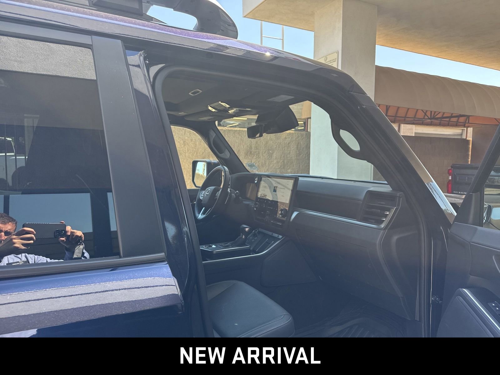 Used 2026 Lexus GX 550 w/ Accessory Package (31) AWD/4WD image 6