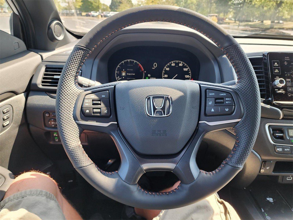 Used 2025 Honda Ridgeline TrailSport image 29