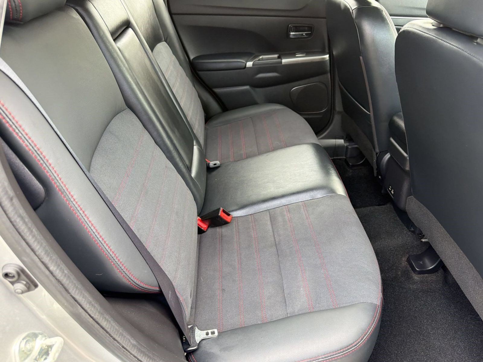 Used 2022 Mitsubishi Outlander Sport SE FWD image 27