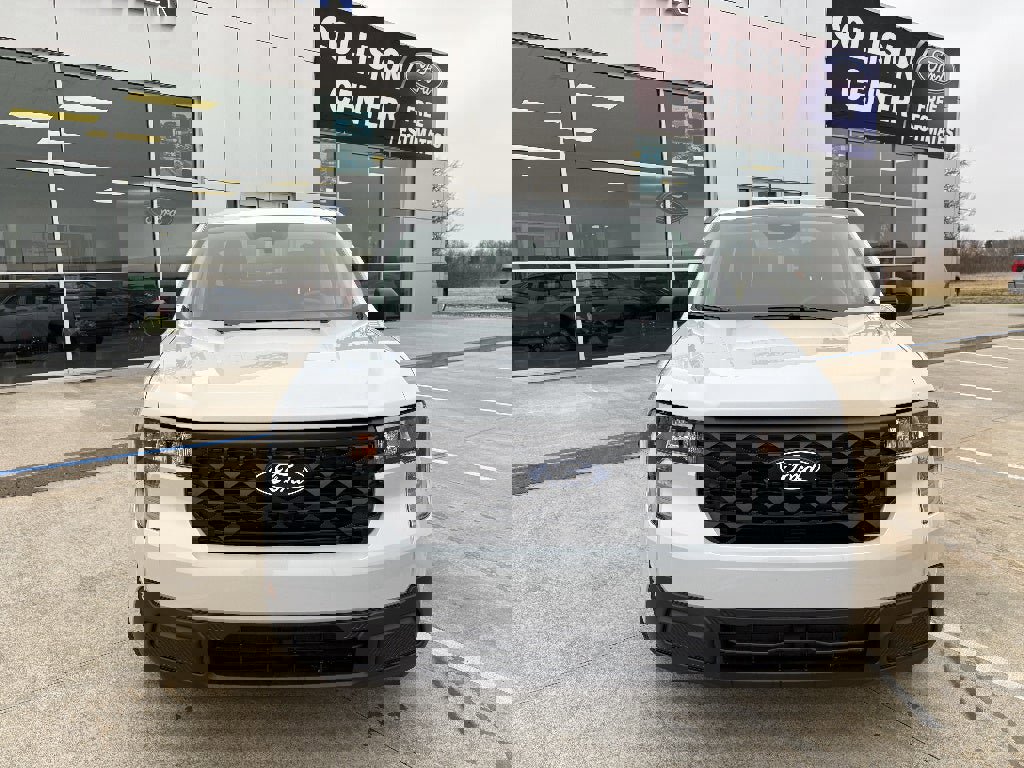 Used 2025 Ford Maverick XL image 9