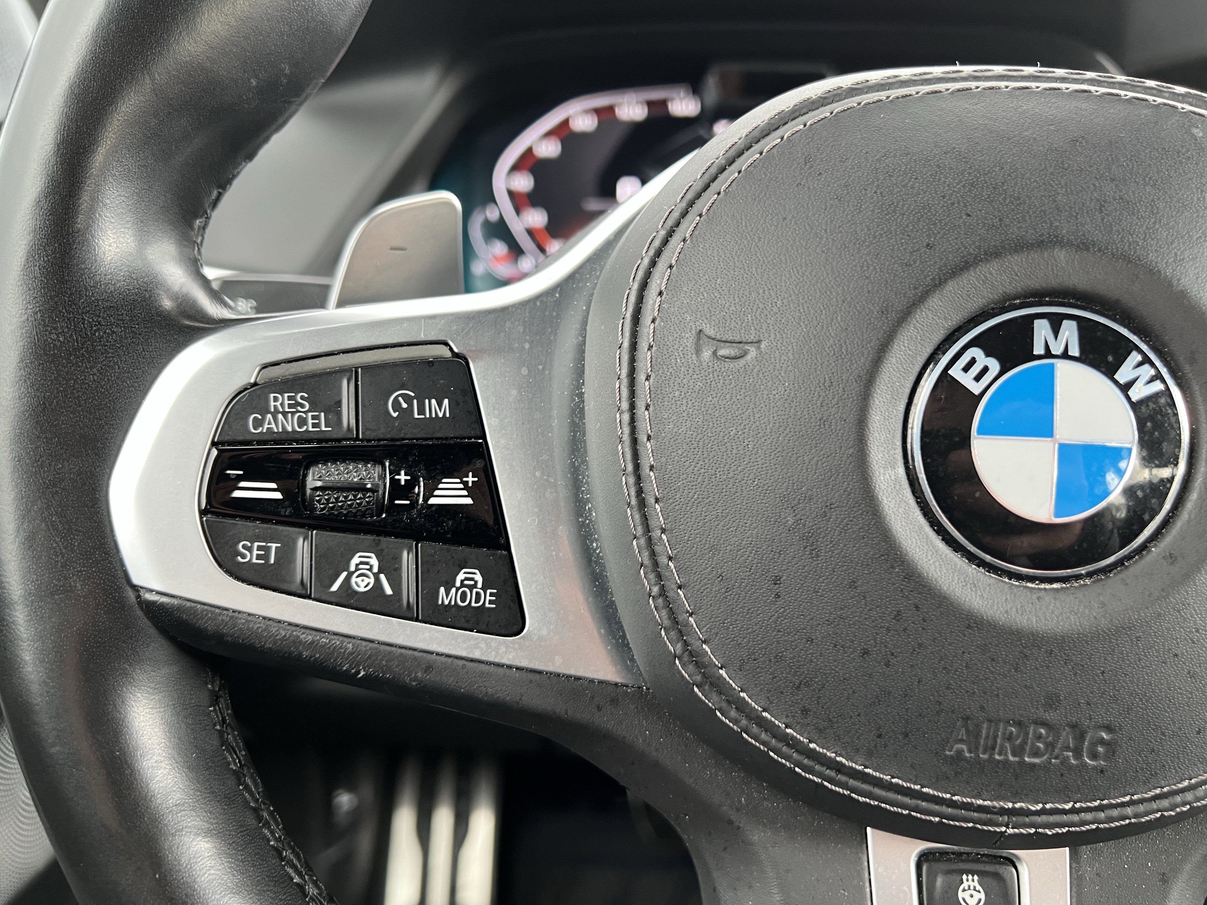 Used 2021 BMW X7 M50i w/ Dynamic Handling Package image 19