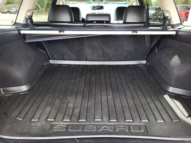 Used 2013 Subaru Outback 2.5i Limited w/ Moonroof Pkg AWD/4WD image 28