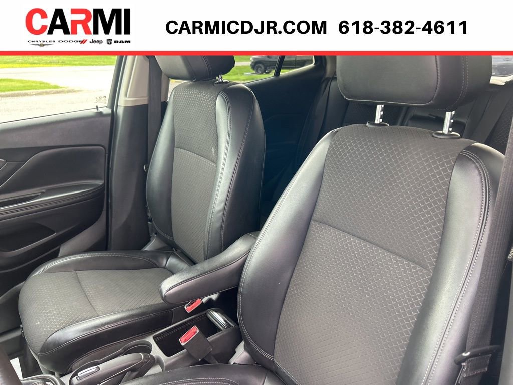 Used 2019 Buick Encore Sport Touring w/ Safety Package FWD image 9