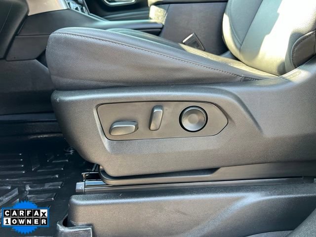 Used 2023 Chevrolet Tahoe Z71 w/ Luxury Package AWD/4WD image 21