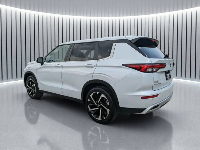 Used 2024 Mitsubishi Outlander SE FWD image 6